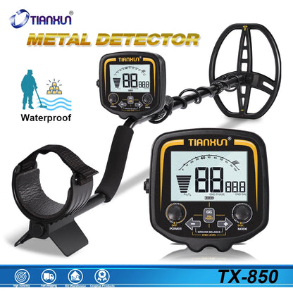 Dry ground and underwater Metal Detector - Perfect to find treasures in places like the beach and parks.